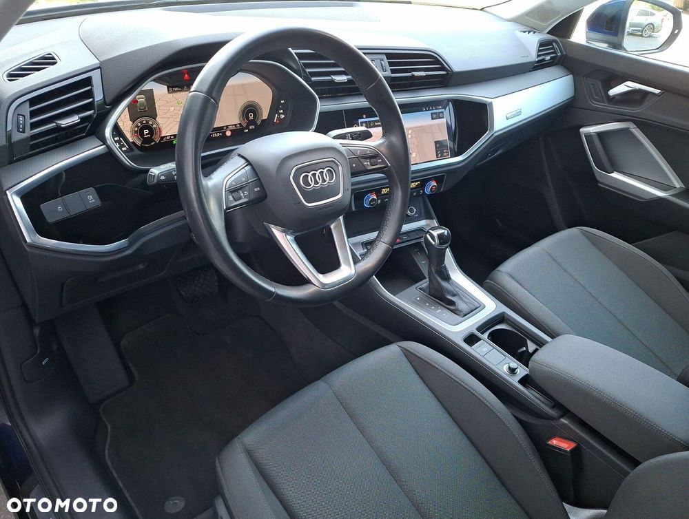 Audi Q3 - 11