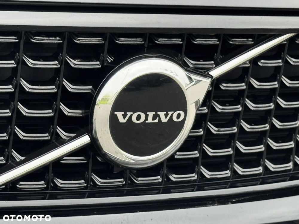 Volvo XC 40 - 40