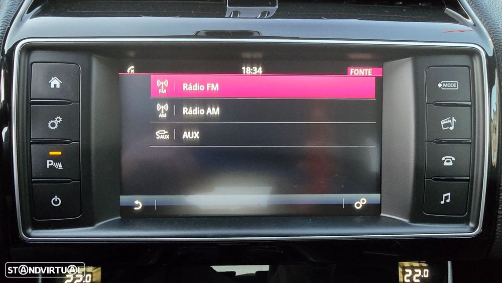 Jaguar XE 2.0 D R-Sport - 26