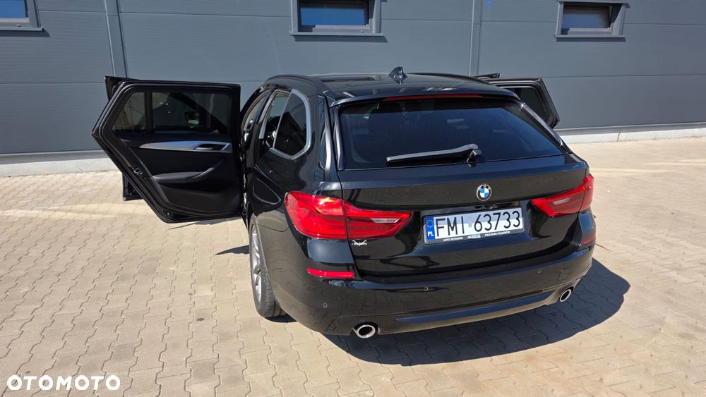BMW Seria 5 518d Advantage sport - 29
