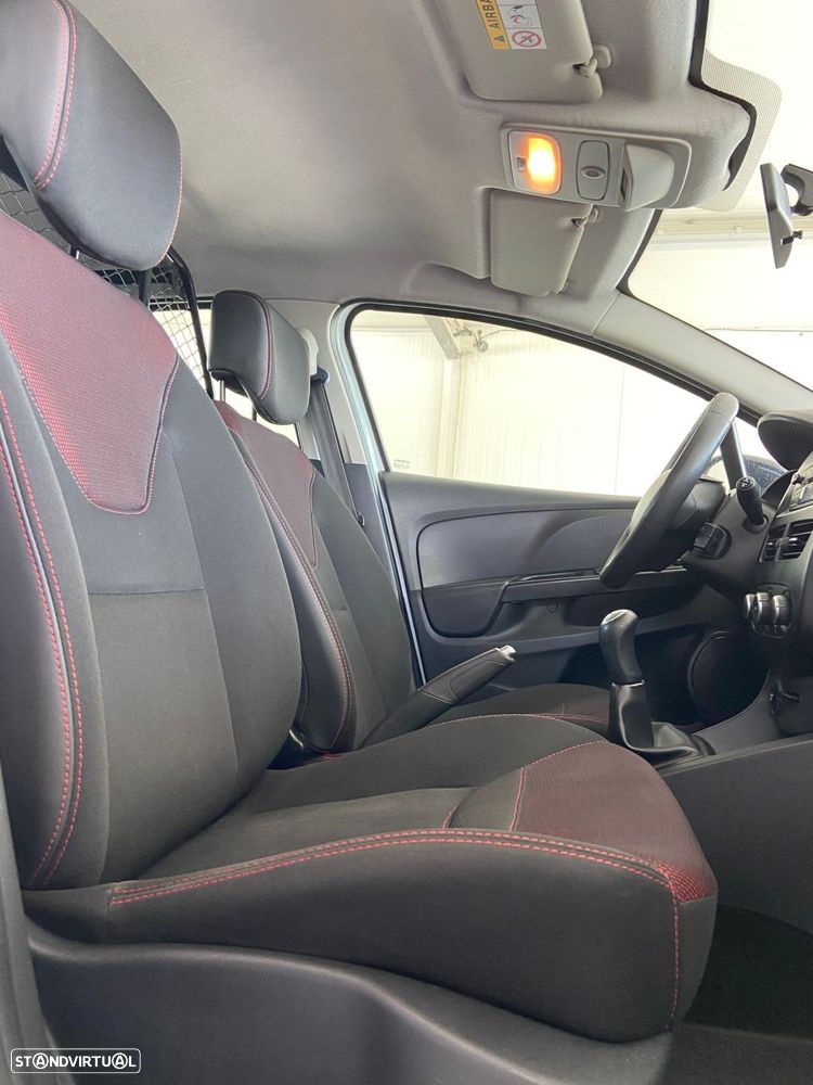 Renault Clio - 14