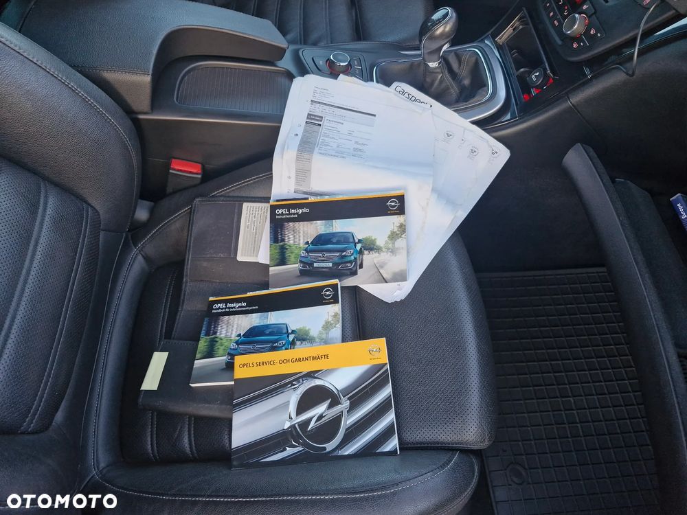 Opel Insignia - 30