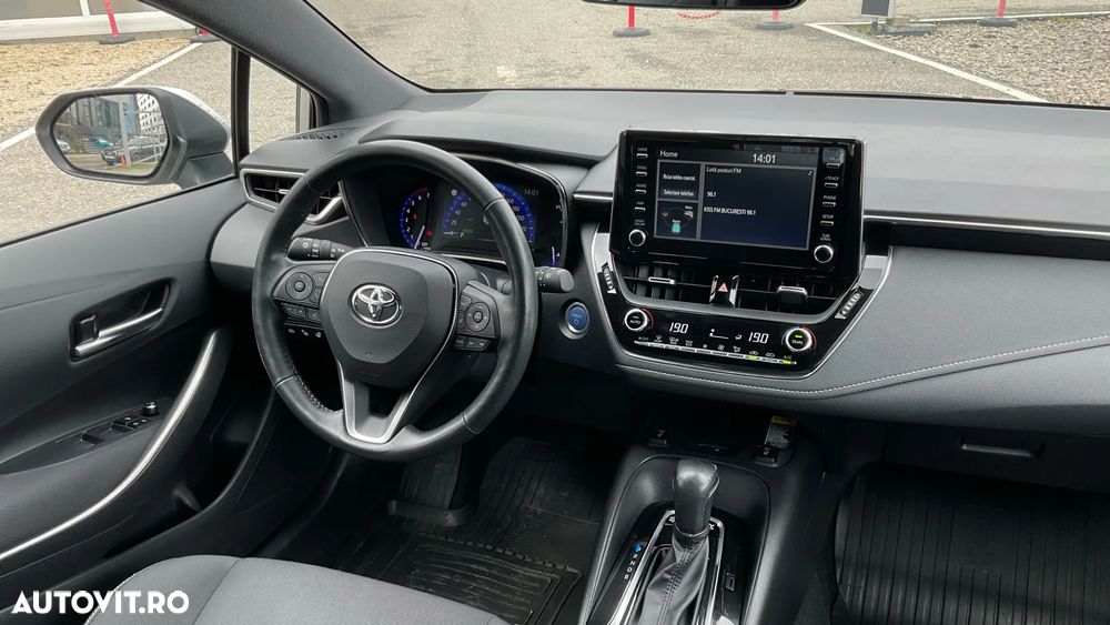 Toyota Corolla 1.8 HSD Dynamic - 19