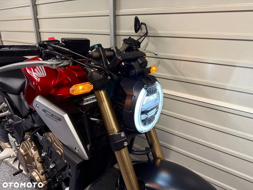 Honda CB - 9