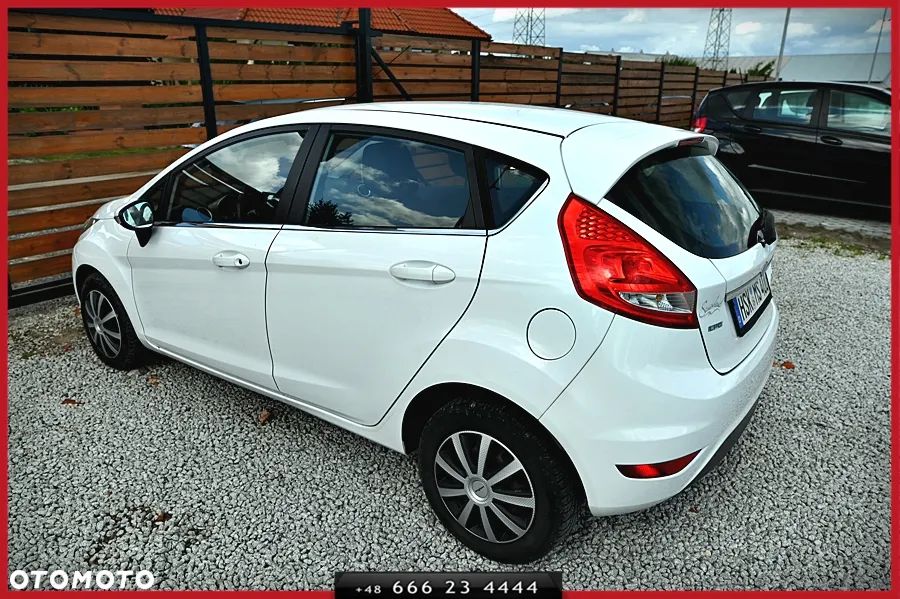 Ford Fiesta 1.4 Titanium - 10