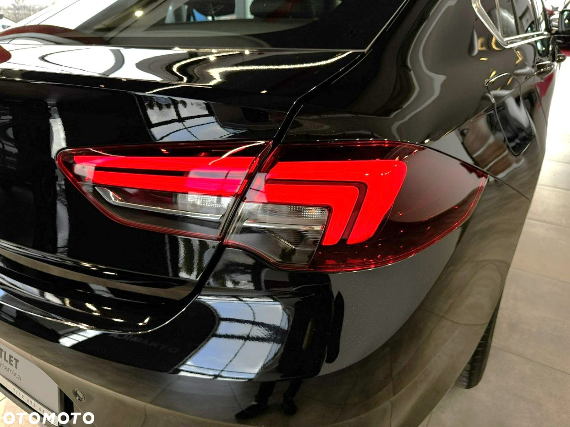 Opel Insignia - 11