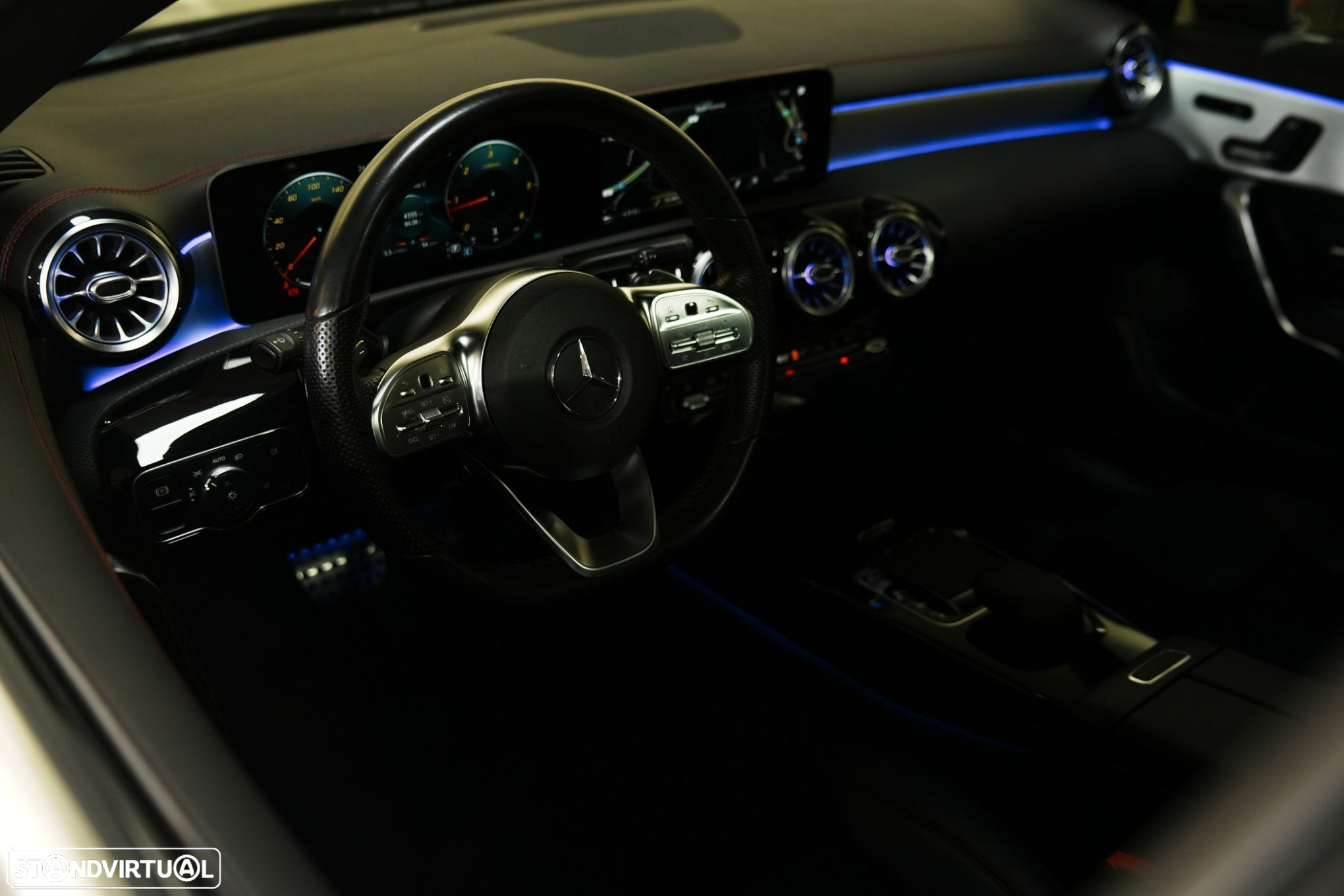 Mercedes-Benz CLA 200 d Shooting Brake AMG Line Aut. - 33