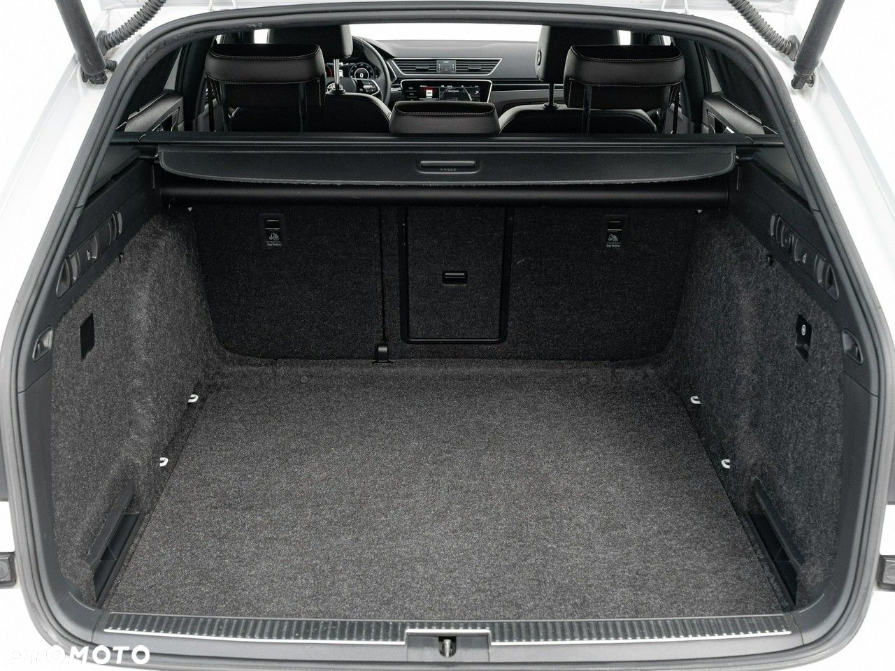 Skoda Superb 2.0 TDI SCR L&K DSG - 29