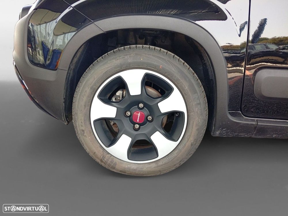 Fiat Panda 1.0 Hybrid City Cross — fotografia 14