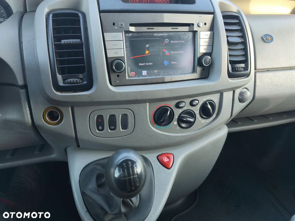 Opel Vivaro - 6