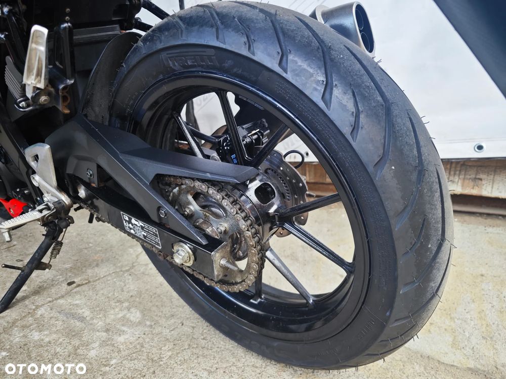 Suzuki GSX - 7