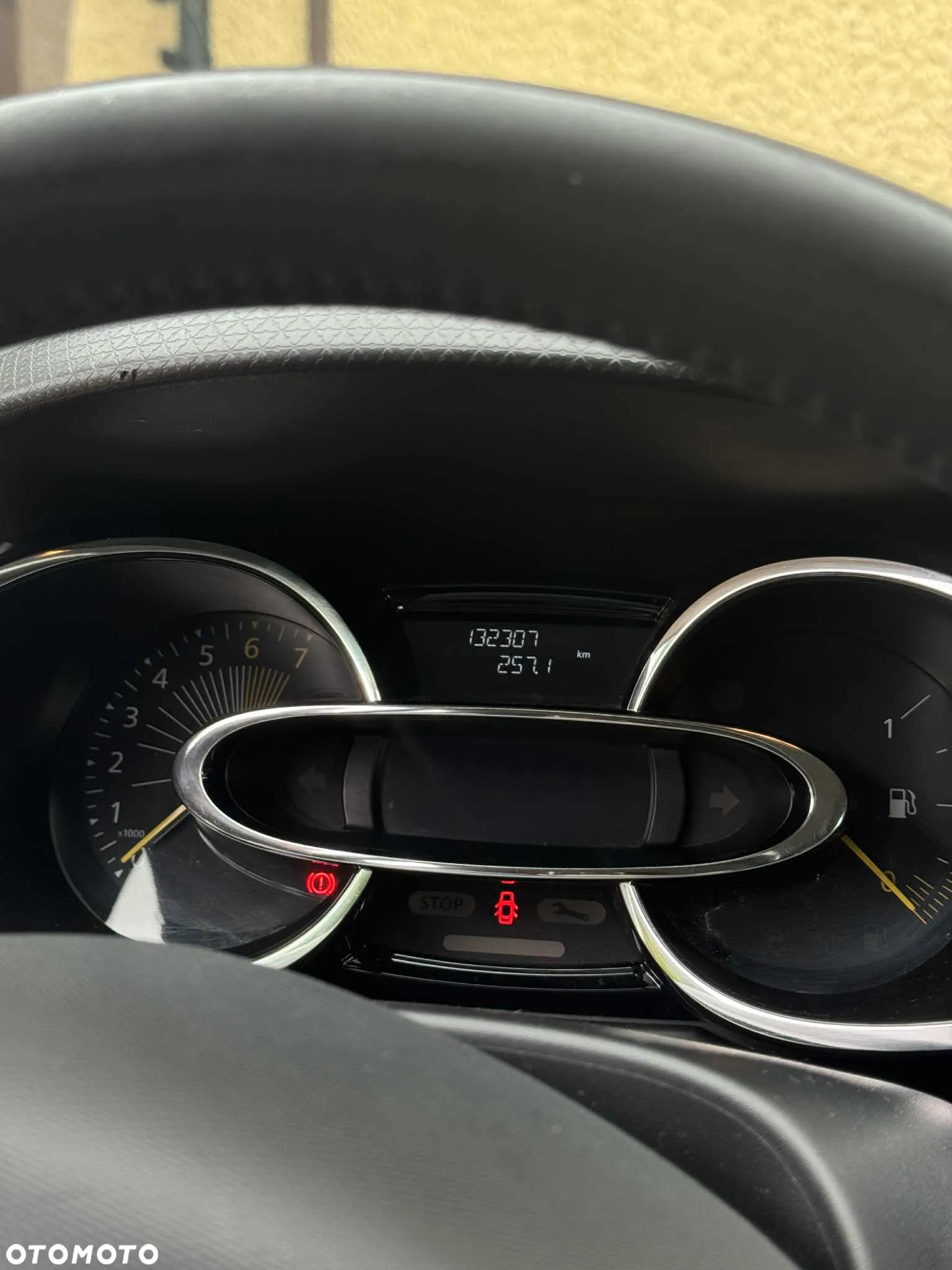 Renault Clio Grandtour 1.2 16V 75 Experience - 9