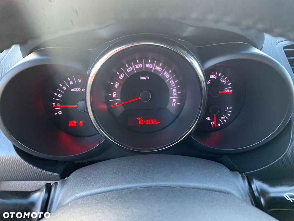 Kia Soul 1.6 CRDI Dream-Team Edition - 17