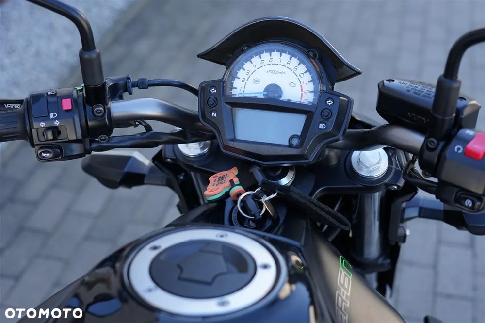 Kawasaki ER - 17