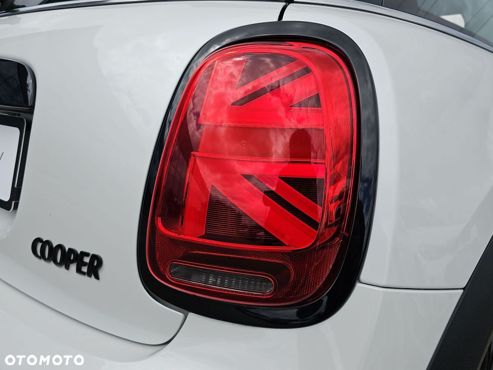 MINI Cooper Standard - 22
