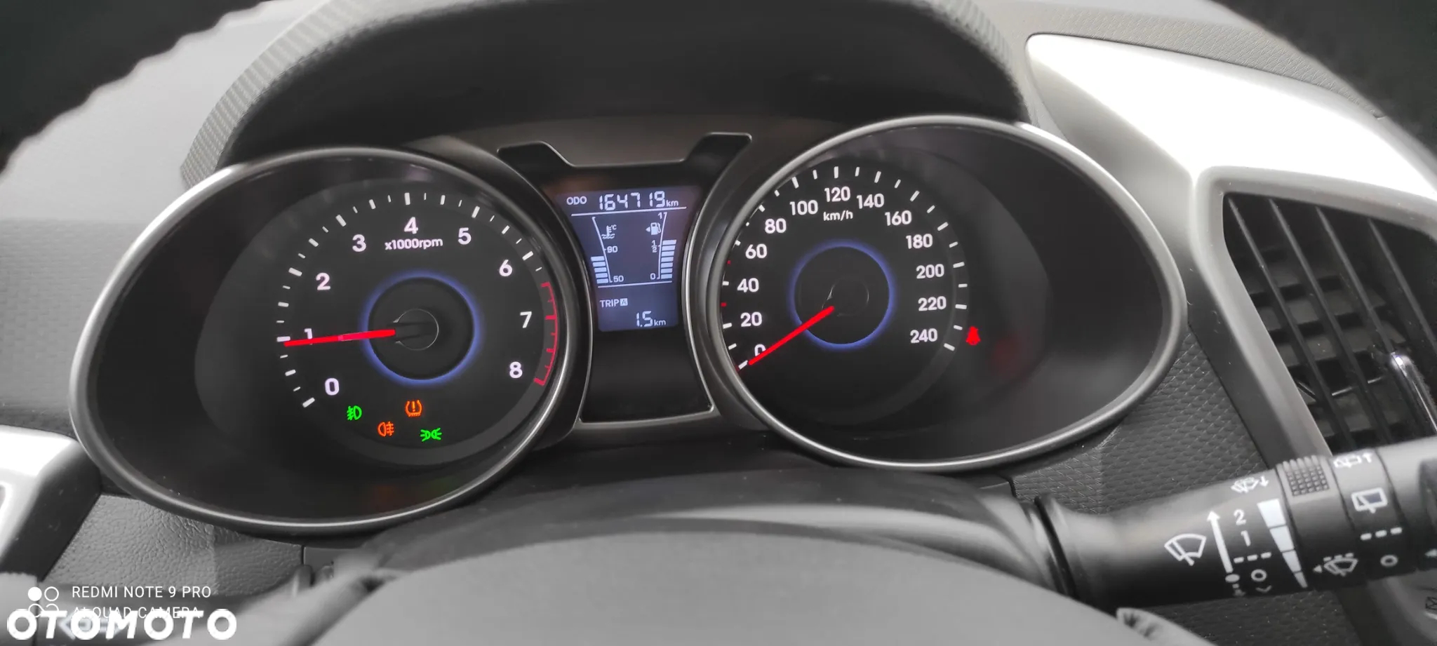 Hyundai Veloster 1.6 GDI Comfort - 9