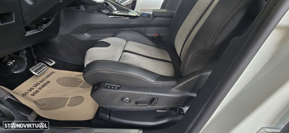Peugeot 3008 1.6 Hybrid GT Pack e-EAT8 - 8