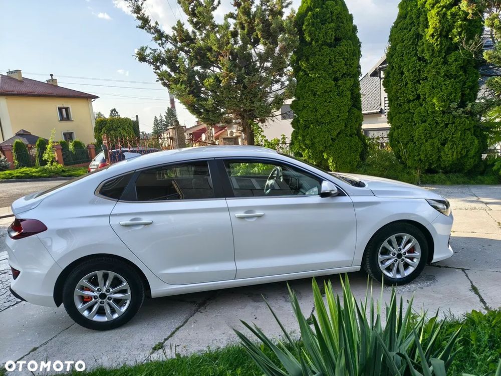 Hyundai i30 1.4 T-GDI Style - 10