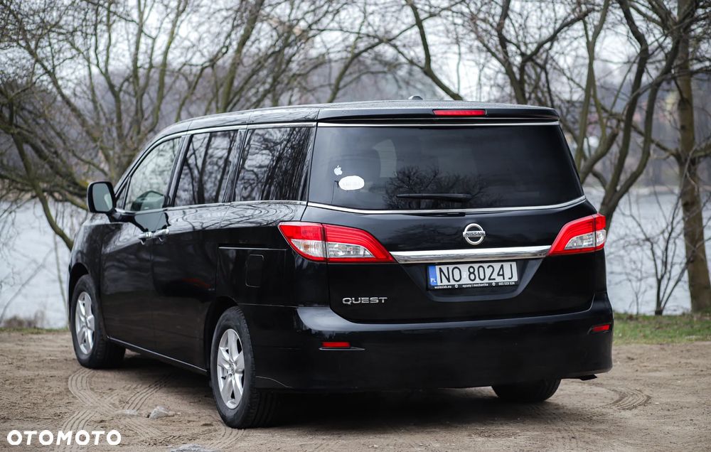 Nissan Quest 3.5 SL - 8