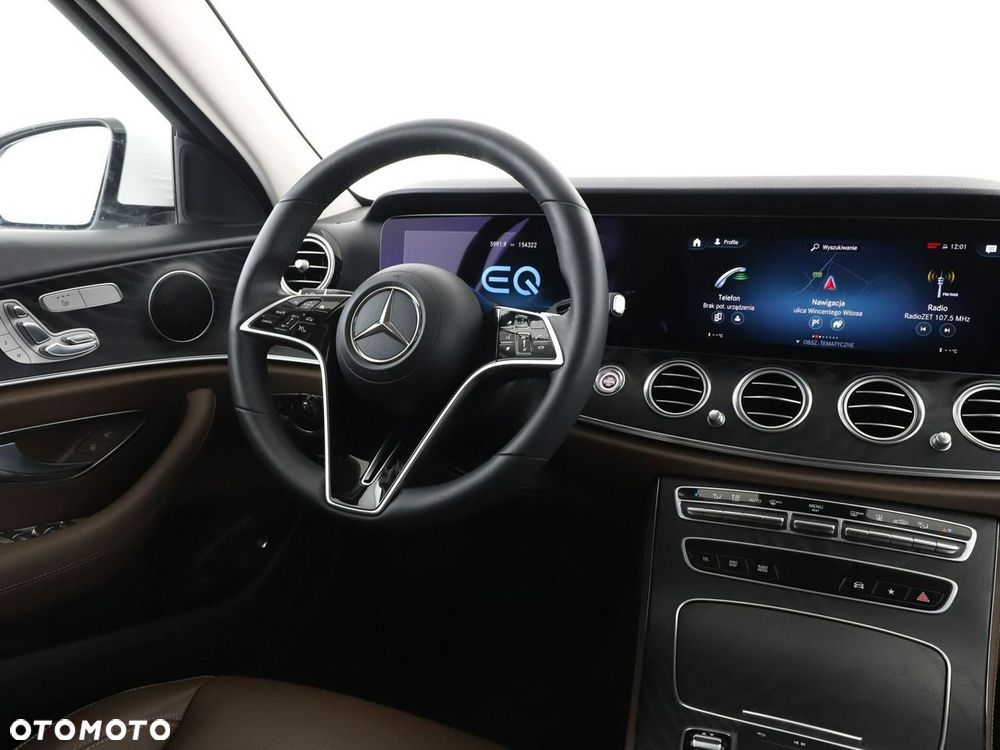 Mercedes-Benz Klasa E 300 de 4-Matic Avantgarde - 17