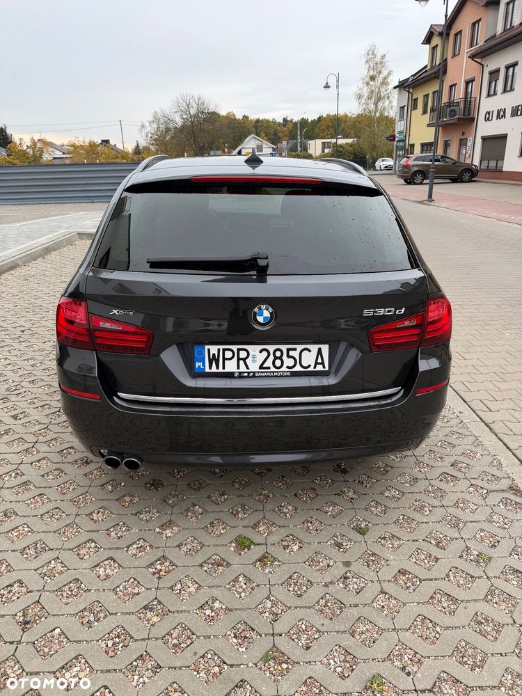 BMW 5 Series 2015 photo 5