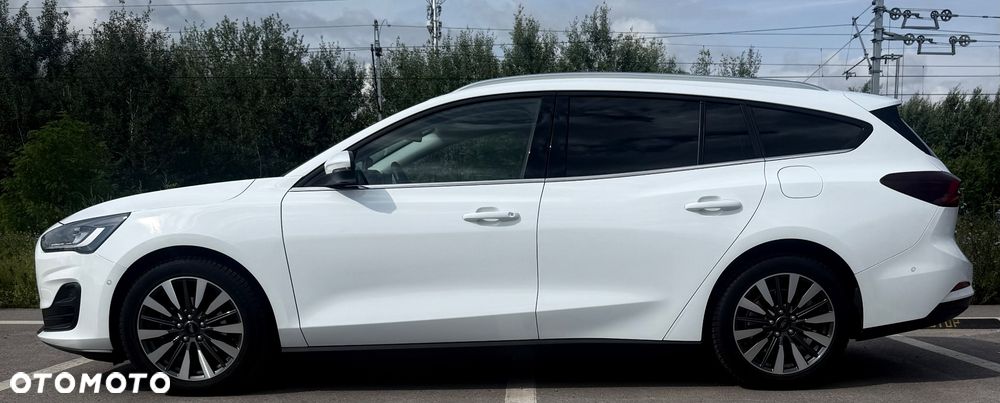 Ford Focus 1.0 EcoBoost Titanium Design - 8