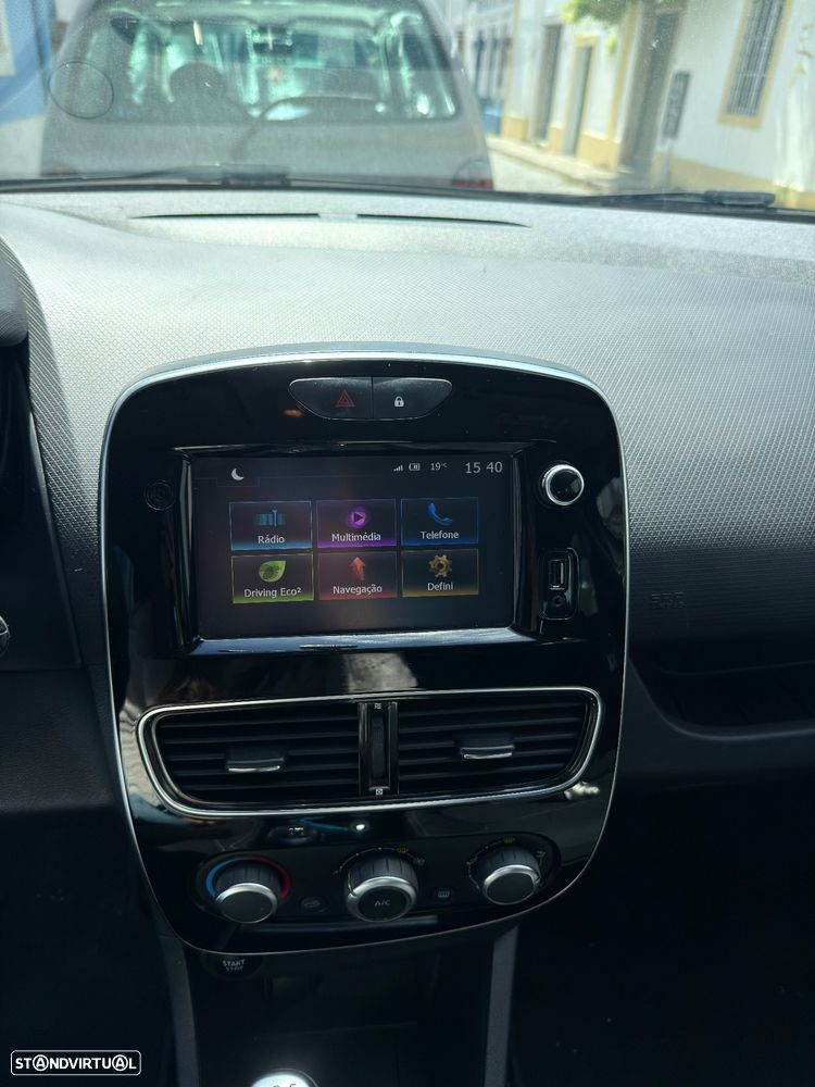 Renault Clio 0.9 TCe Limited - 10