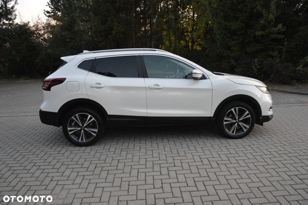 Nissan Qashqai 1.3 DIG-T TEKNA - 9