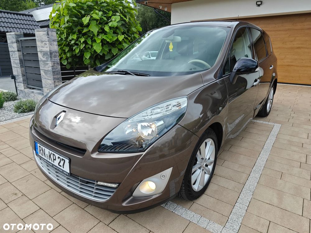 Renault Grand Scenic - 22