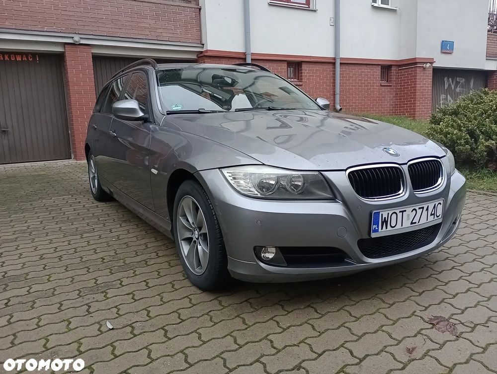 BMW Seria 3 318d DPF - 2