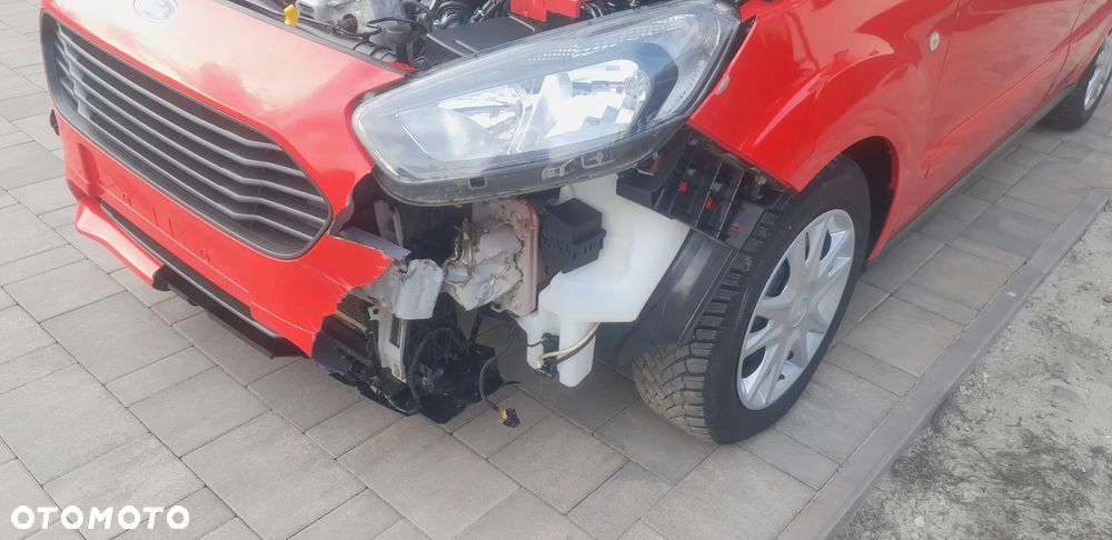 Ford Tourneo Courier - 13