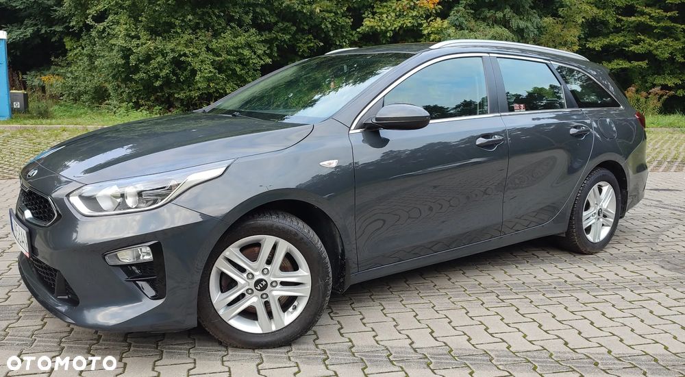Kia Ceed 1.6 CRDi SCR M - 2