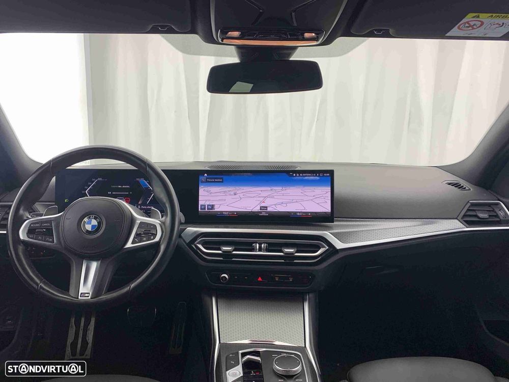 BMW 320 d Touring Pack Desportivo M Auto - 13
