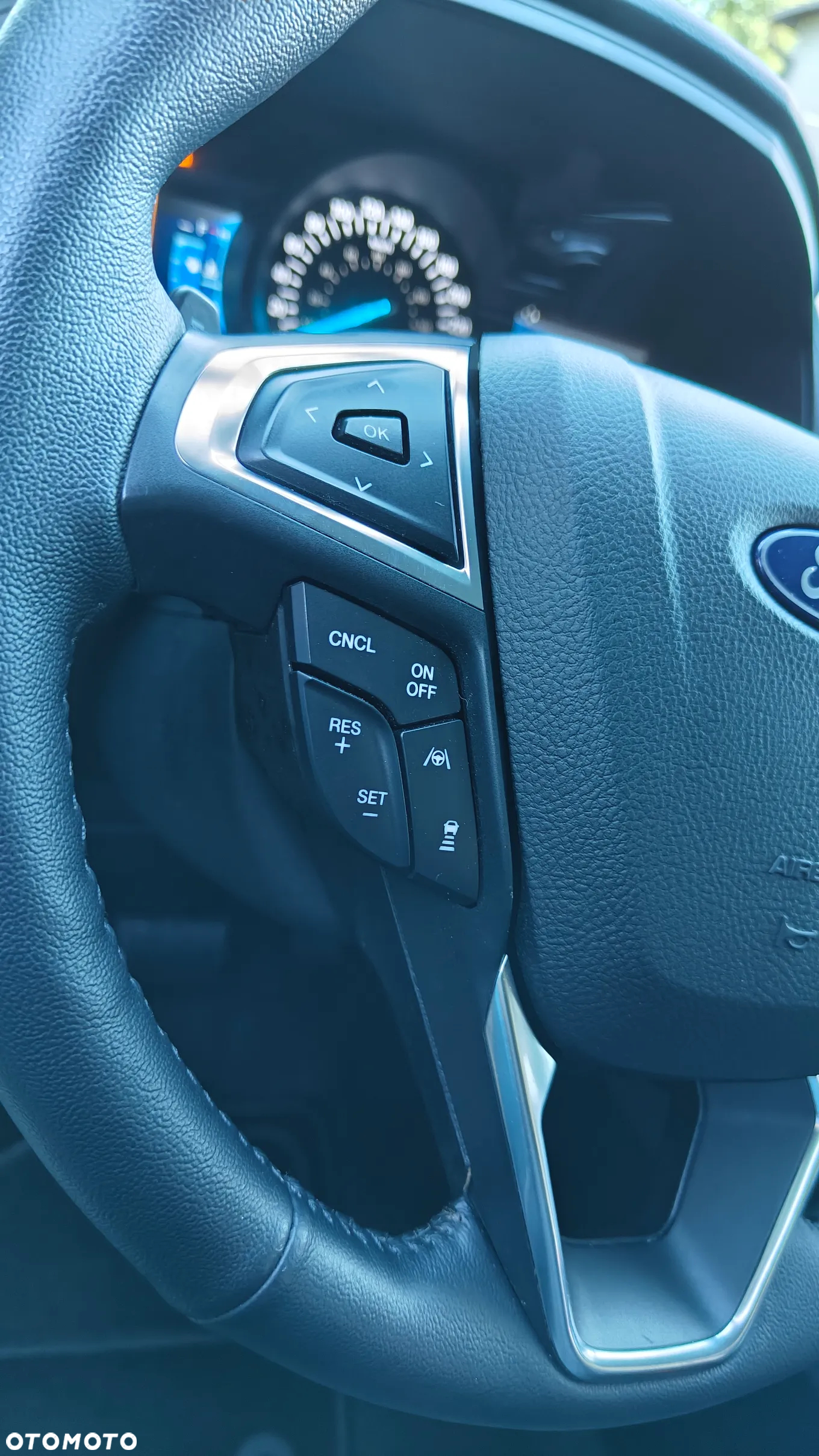 Ford Edge - 18