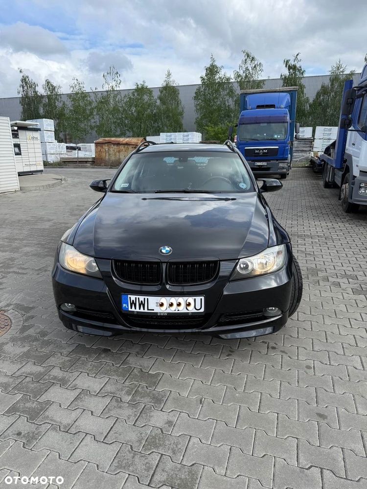 BMW Seria 3 318i - 2