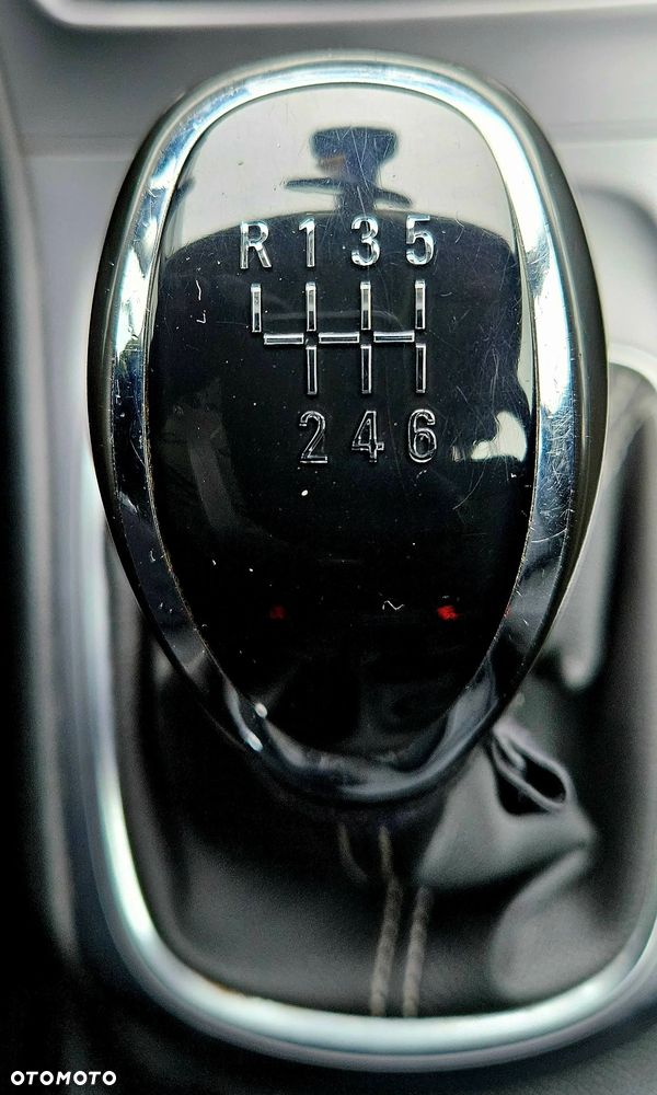 Opel Astra 1.6 CDTI Enjoy - 23