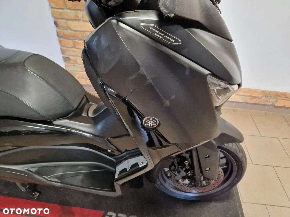 Yamaha X-max - 10