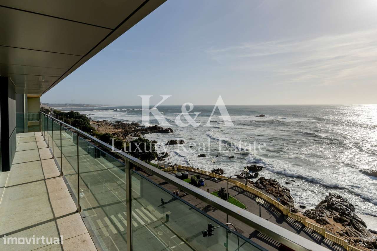 Cobertura T4 na primeira linha de mar na Foz - Grande imagem: 2/18