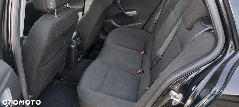 Opel Insignia - 12
