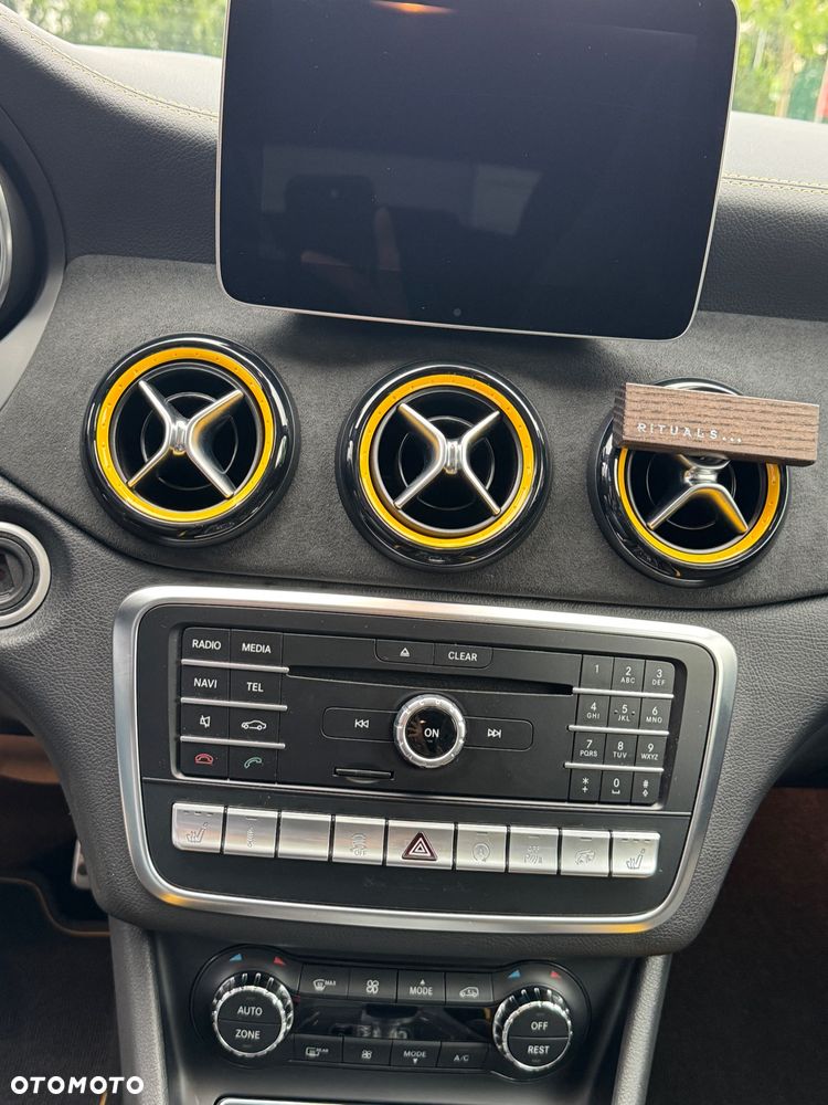 Mercedes-Benz Klasa A AMG 45 4-Matic - 9