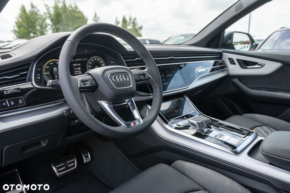 Audi Q8 - 14