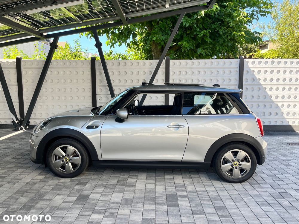 MINI Cooper SE - 29