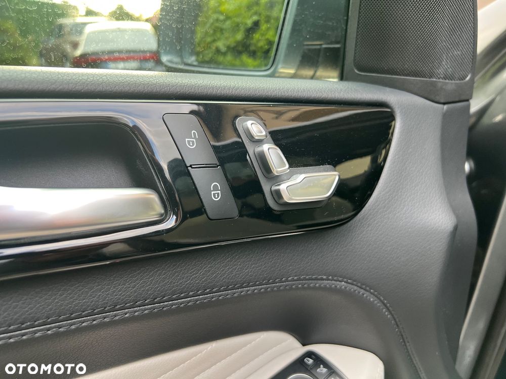 Mercedes-Benz GLE - 28