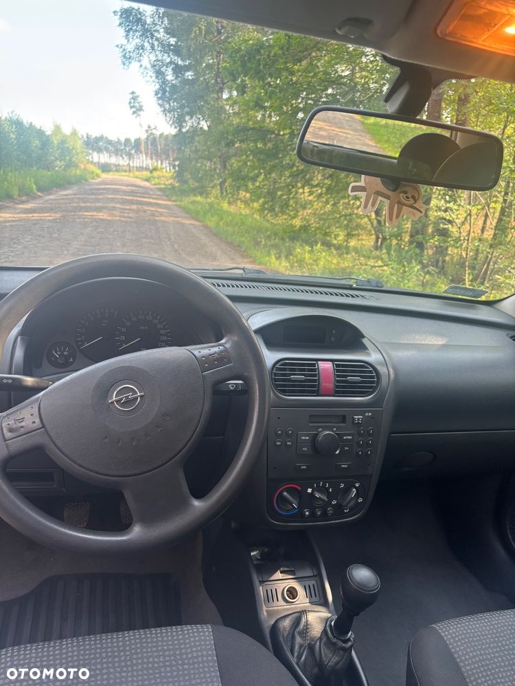 Opel Corsa 1.0 12V Cosmo - 10