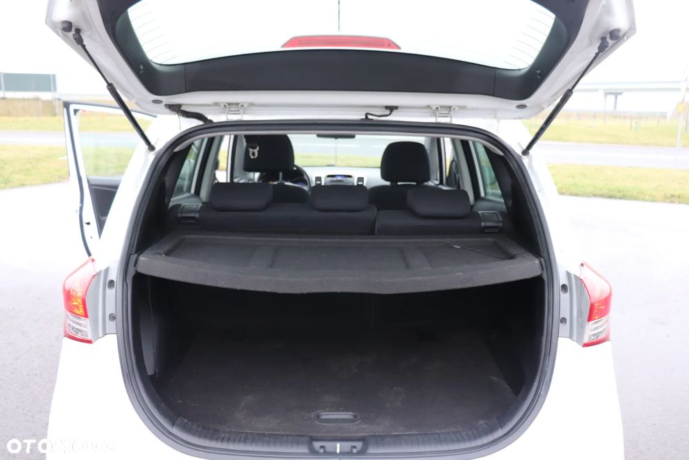 Hyundai ix20 1.4 CRDi Trend - 12