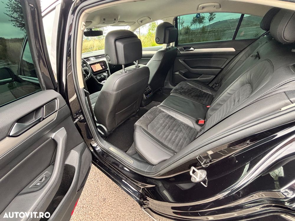 Volkswagen Passat - 5
