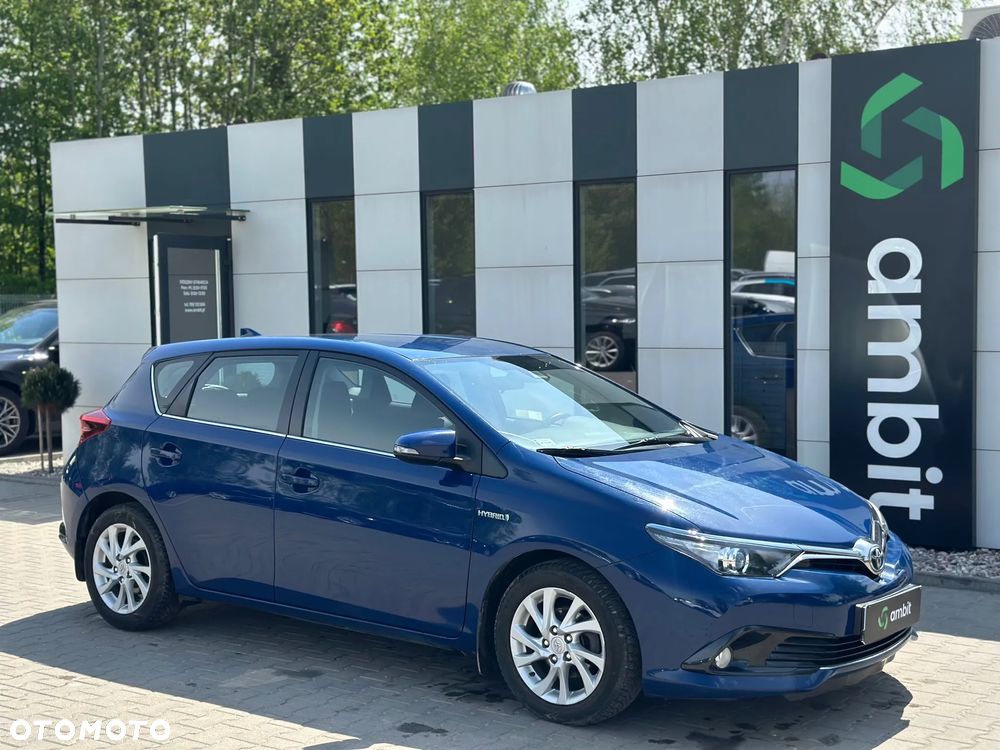 Toyota Auris - 1