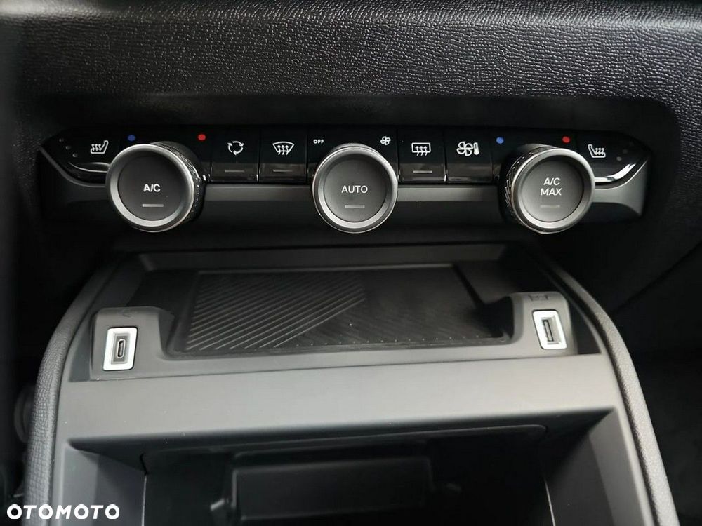 Citroën C4X 1.2 mHEV Max eDCT6 - 16