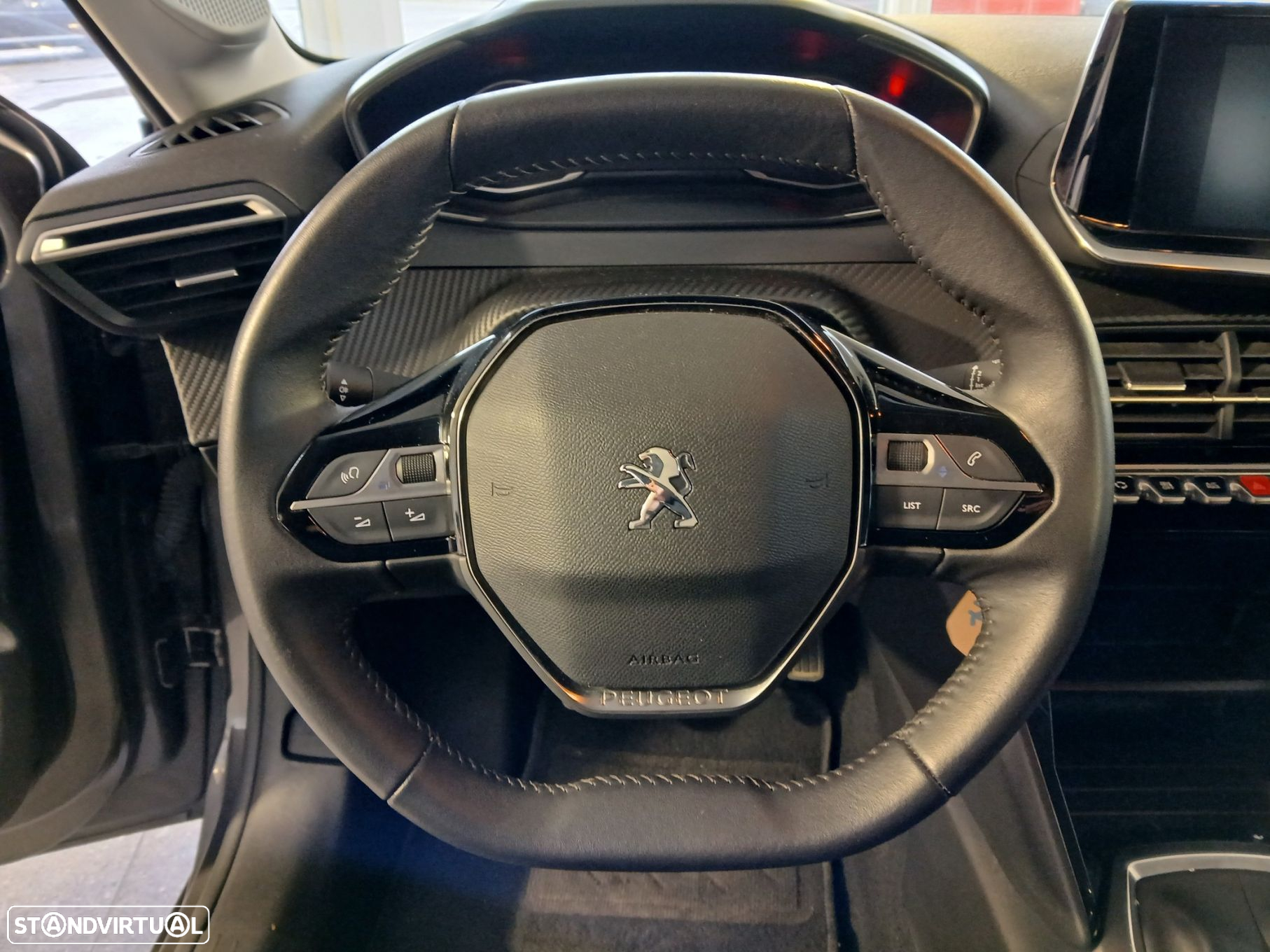 Peugeot 208 1.2 PureTech Active Pack - 11