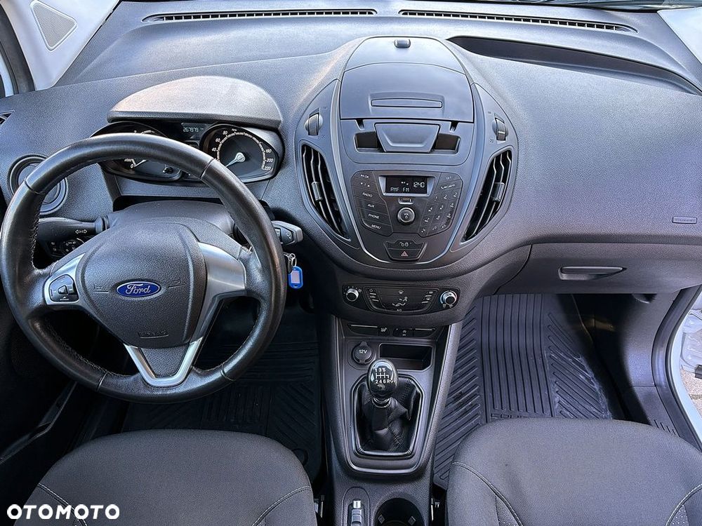Ford transit-courier - 7